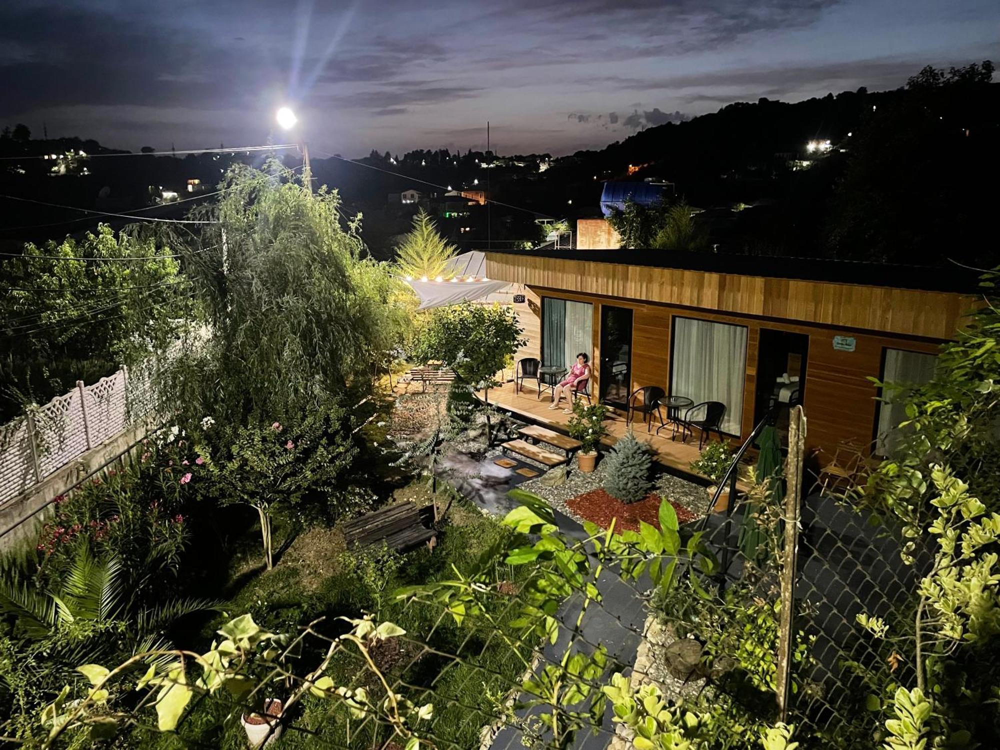 Garden Rooms In Kutaisi Exterior photo