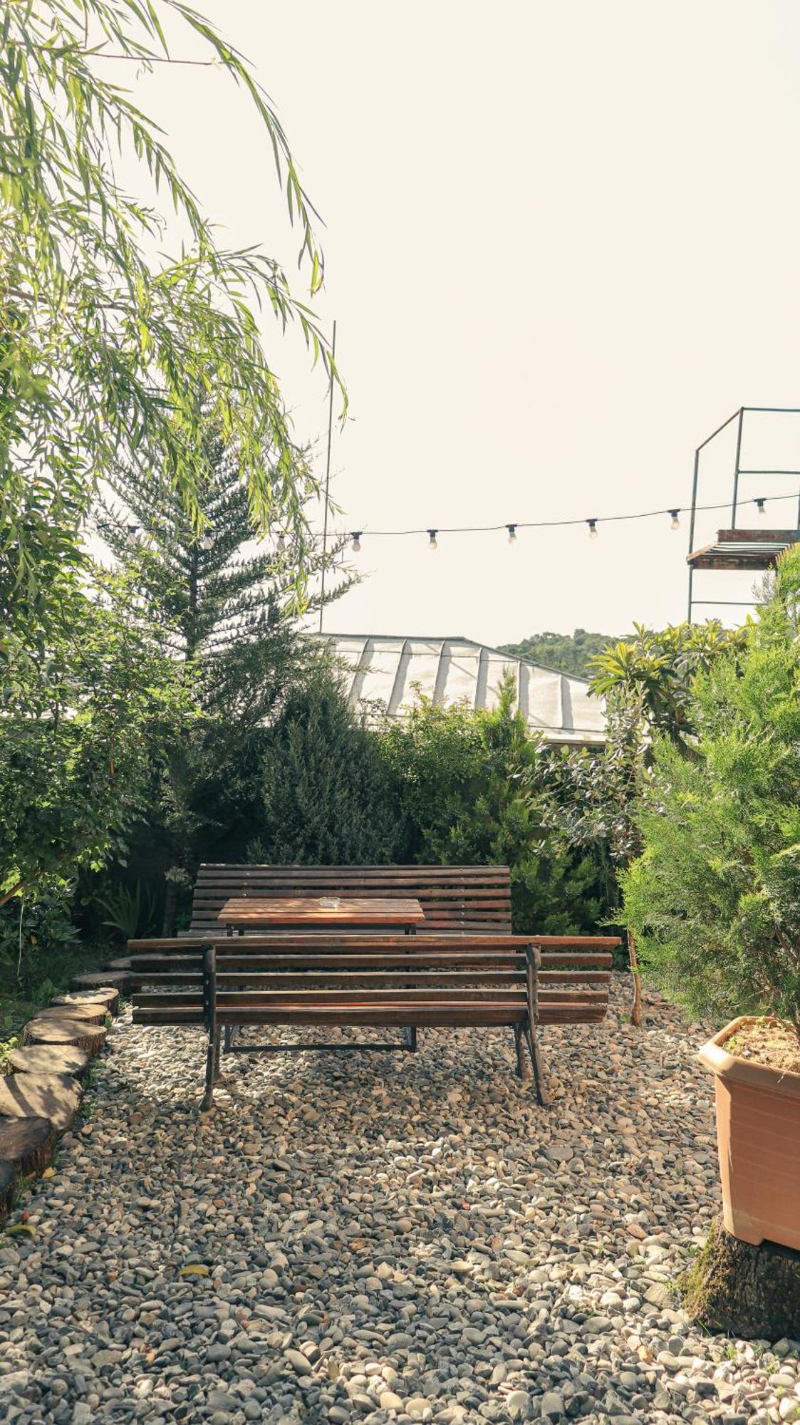 Garden Rooms In Kutaisi Exterior photo